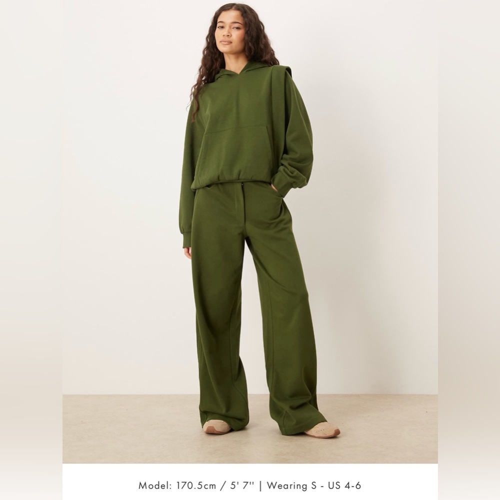 Olive Green Women's SweatPANTS